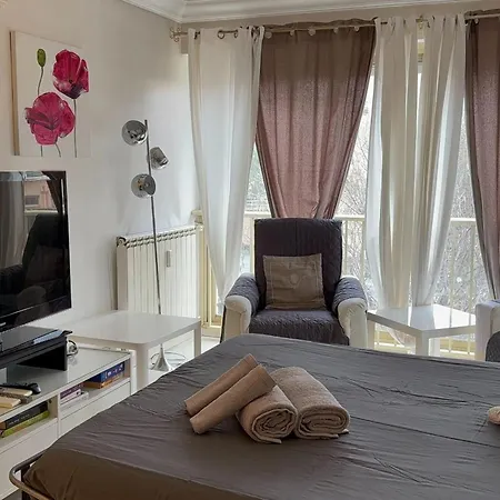 Appartement Avec Terrasse à 100m De La Cagnes-sur-Mer